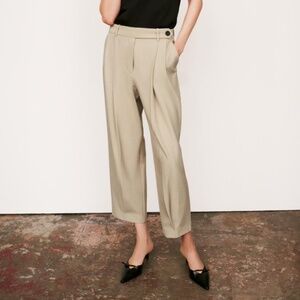 Zara DOUBLE DARTED CARROT FIT TROUSERS SIZE L